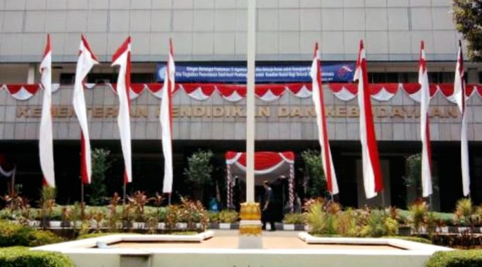 Foto Kantor Kementerian Pendidikan Dan Kebudayaan di Jakarta
